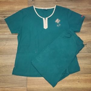 (SOLD) Reina Scrub Set